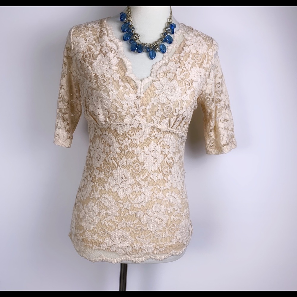 {cAbi} Lace Nude Top *2297